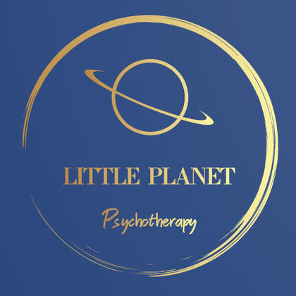 Little Planet Psychotherapy is a journey to grow with kindness and curiosity. 小行星輔導是一趟帶著善良與好奇的成長之旅。